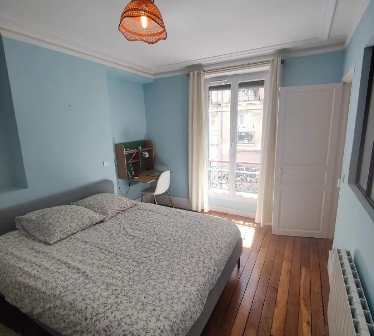 Appartement Cosy 40M2 - Montmartre contacts